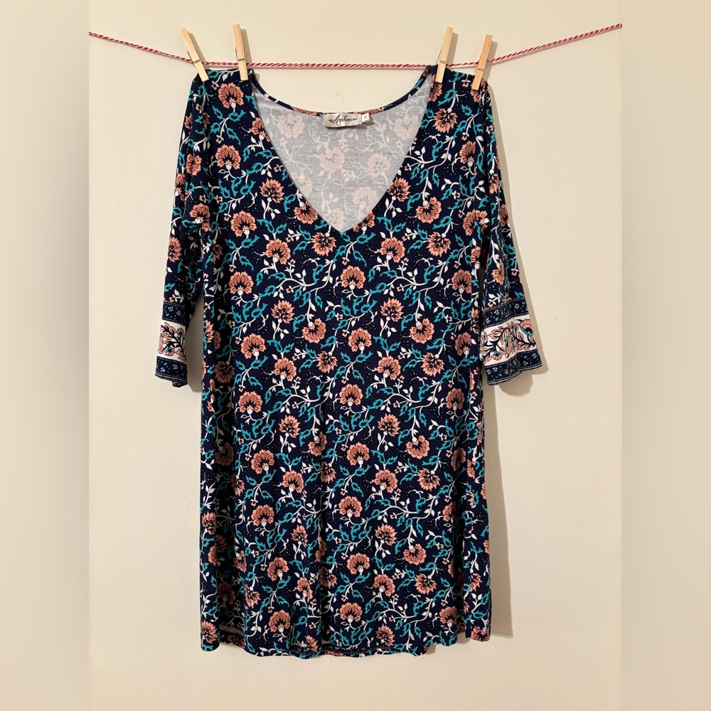 Arnhem Designs Shift Dress - 3/4 Sleeve